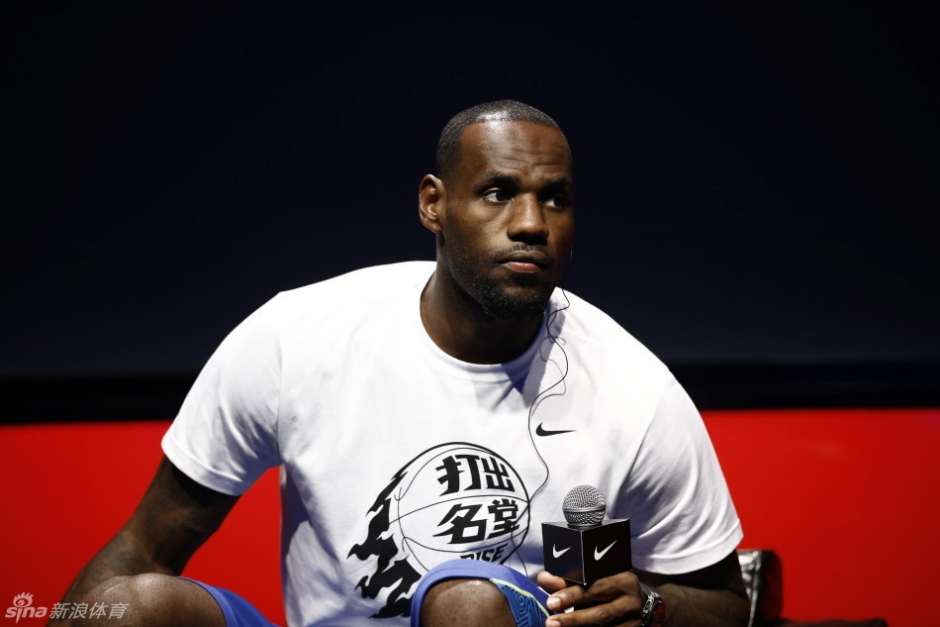 曼城英超33分紧追阿森纳，五项数据领跑联赛