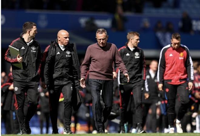 笑死了 蒙克确实搞笑 但是我认为阿赞做的也没毛病 ！笑死了 蒙克确实搞笑 但是我认为阿赞做的也没毛病 ！