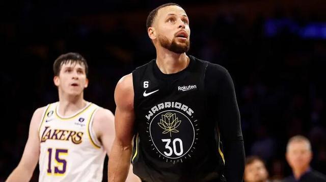 中国足球需提升内功 俱乐部盯港归化球员引警觉