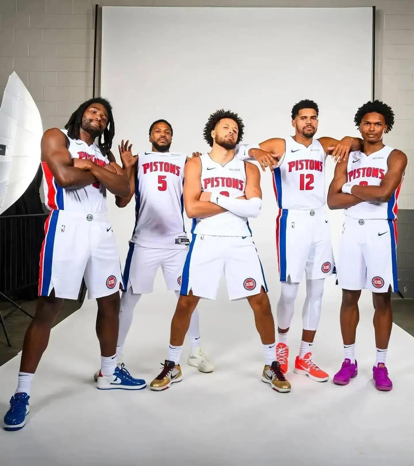 2025年度伦敦足球奖｜ 膺最佳英超球员+最佳进球 帕尔默成大赢家